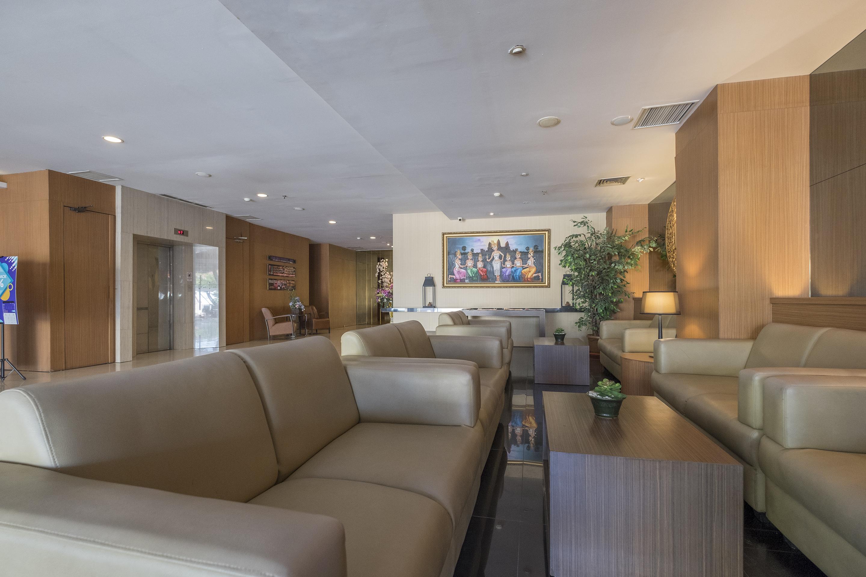Aswin Hotel And Spa Makassar Buitenkant foto