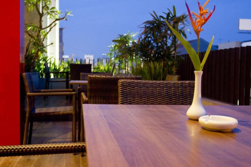 Aswin Hotel And Spa Makassar Buitenkant foto
